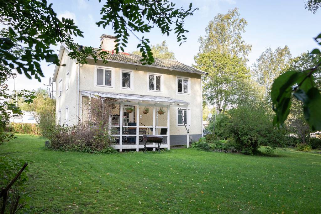 fasadrenovering villa puts vendeelso haninge stockholm